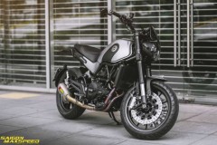 Benelli Leoncino 500 bản độ đầy sức hút của Nữ Biker Việt