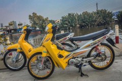 Bộ đôi Wave độ kiểng giản đơn với sắc vàng chói lóa