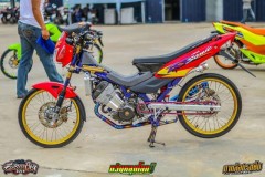Chiến binh Sonic 125 độ mang vẻ đẹp bất diệt sau bao năm ngủ quên.