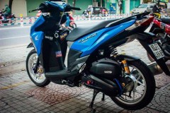 Click 125 độ bao chất với loạt đồ chơi đắt tiền