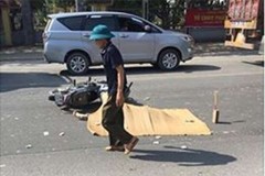 Hà Nội: Va chạm với xe tải, nữ sinh bị xe container cán tử vong