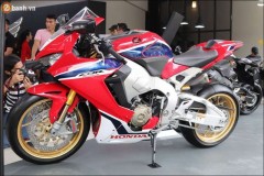 Honda CBR1000RR Fireblade SP 2018 có giá bán tại Việt Nam là 678 triệu