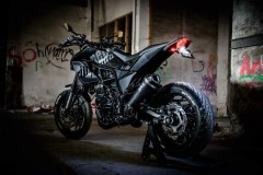 Husqvarna Nuda 900R bản độ tùy chỉnh đến từ TripleSpeed