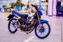 Huyền thoại Sonic 125 độ mang vẻ đẹp độc đáo của biker Thái
