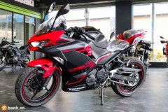 Kawasaki Ninja 250 2018 có giá 133 triệu đồng