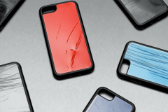 Lời nhắc nhở cứng rắn của chiếc ốp lưng điện thoại “Crashed Cases” làm từ xe bị tai nạn