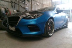 Chiêm ngưỡng Mazda3 2.0 được độ bodykit thân rộng