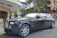 Bắt gặp Rolls-Royce Phantom Rồng trên phố Sài Gòn