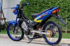 Sonic 125 độ mang vẻ đẹp chất lừ của biker Thailand