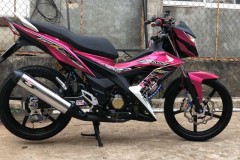 Sonic 150r độ - trắng hồng xinh xắn kết đôi cùng loạt đồ chơi hàng tuyển