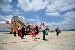 Thị trường hàng không cạnh tranh khốc liệt, triệt tiêu lẫn nhau