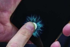 So sánh cảm biến vân tay nhúng vào màn hình và Touch ID của Apple