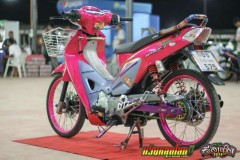 Wave 125i độ mang sắc hồng cá tính của dân chơi Thái