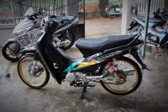 Wave 50cc độ của chàng học sinh đến từ Buôn Mê Thuột