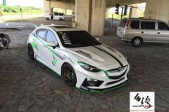 Bắt gặp Mazda3 độ body kit thân rộng tại Đài Loan
