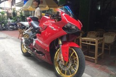 Benelli BN 302 độ choáng ngợp với bộ áo Ducati 1199 Panigale