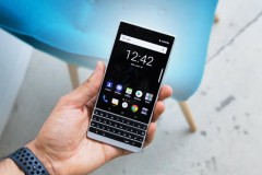 Những hình ảnh thực tế của  BlackBerry KEY2 vừa ra mắt