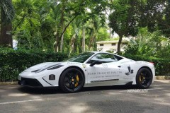 Chạy Roadshow 5 ngày, Bugatti Veyron của đại gia Trung Nguyên hết 300 lít xăng