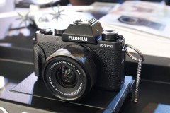 FUJIFILM Việt Nam chính thức ra mắt mẫu máy ảnh không gương lật  XT100