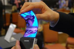 Smartphone Samsung màn hình gập sẽ có giá lên tới gần 2,000 USD