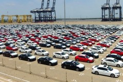 Đã có 1.378 chiếc ô tô Thái Lan đổ về Việt Nam trong tuần qua