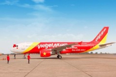 Máy bay Vietjet đi TP.HCM phải hạ cánh khẩn ở Đà Nẵng để cứu hành khách