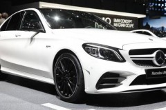 Mercedes-Benz sẽ bổ sung cho dòng C-Class một thành viên mới, đó là C53 AMG