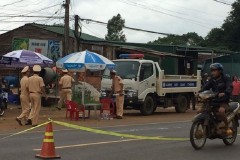 Ra quán nước chờ con thi tốt nghiệp THPT, người mẹ bị xe ô tô tông tử vong