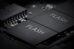 Toshiba hoàn thành việc bán mảng chip nhớ cho tập đoàn Bain Capital