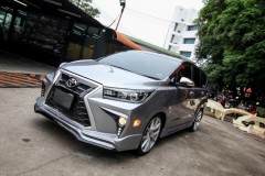 Toyota Innova độ lột xác theo phong cách Lexus