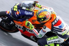 Valentino Rossi: 'Lorenzo tại Honda sẽ gây khó khăn cho các đối thủ khác'