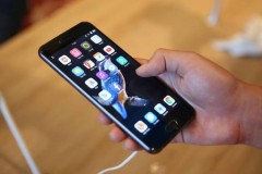 Vingroup bước chân vào thị trường smartphone với thương hiệu Vsmart