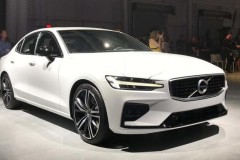 Volvo chính thức ra mắt S60 với nhiều công nghệ hiện đại đáng chú ý