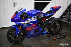 Yamaha R6 độ căng đét với phong cách tem đấu