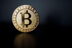 Lý do Bitcoin bị chỉ trích mạnh mẽ bởi ba nhà kinh tế hàng đầu của Mỹ?
