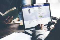 Facebook và Coinbase – đi hết một vòng mình lại về với nhau