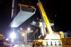 Hà Nội: Cấm hàng loạt tuyến phố phục vụ cẩu lắp dầm U đường sắt trên cao