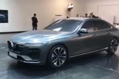 Hai mẫu xe đầu tiên của VinFast sẽ nằm trong phân khúc xe hạng D
