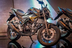 CB150R 2019 cải tiến lại kiểu dáng để cạnh tranh với Fz155i của Yamaha