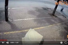 Honda Lead không người lái lao như tên bắn trên phố