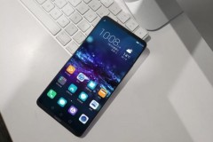 Xuất hiện hình ảnh thực tế của mẫu phablet Honor Note 10
