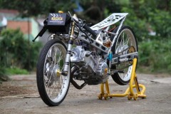 Exciter DRAG - Mãnh thú tốc độ của dân chơi Việt