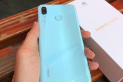 Huawei Nova 3 bất ngờ lộ diện hình ảnh phiên bản màu xanh Light Blue