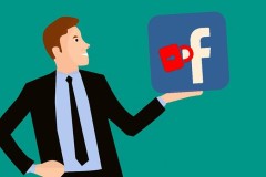 Kết bạn Facebook với người lạ và bị khóa tài khoản không lý do