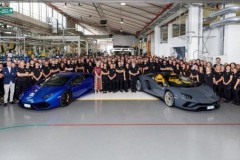 Những cột mốc mới mà Huracan và Aventador thiết lập khiến các hãng siêu xe khác "thèm khát"