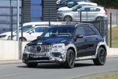 Bắt gặp Mercedes-AMG GLE 63 2019 với nhiều ngụy trang được rũ bỏ