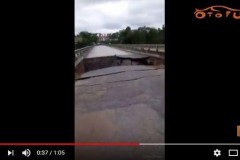 Phú Thọ: Mưa lũ đánh sập mố cầu Minh Đài