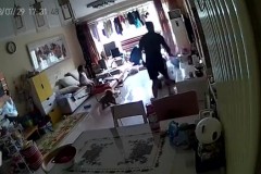 Pin xe đạp điện bất ngờ phát nổ khi đang sạc