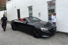 Rapper TI chi hơn 5 tỷ Đồng để mua tặng cho vợ cũ chiếc Mercedes-Benz mui trần