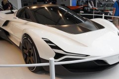 Siêu xe đầu tiên của Ấn Độ trang bị động cơ phản lực